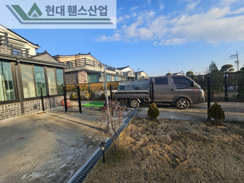 제부도휀스 펜스 울타리 - 제부도에 위치한 독채 펜션에 휀스를 이용해서 강아지울타리를 만든 현장을 소개합니다. 제부도휀스 펜스 울타리 - 제부도에 위치한 독채 펜션에 휀스를 이용해서 강아지울타리를 만든 현장을 소개합니다.