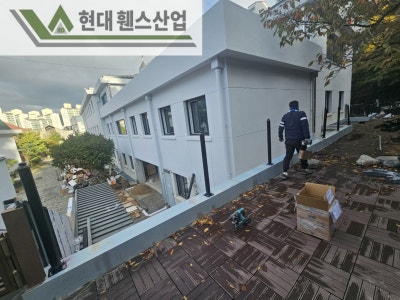 서울휀스 펜스 울타리 - 서울시 성북구에 위치한 수녀원 담장에 추락방지용 민들레 O형휀스를 시공한 현장을 소개합니다. 서울휀스 펜스 울타리 - 서울시 성북구에 위치한 수녀원 담장에 추락방지용 민들레 O형휀스를 시공한 현장을 소개합니다.