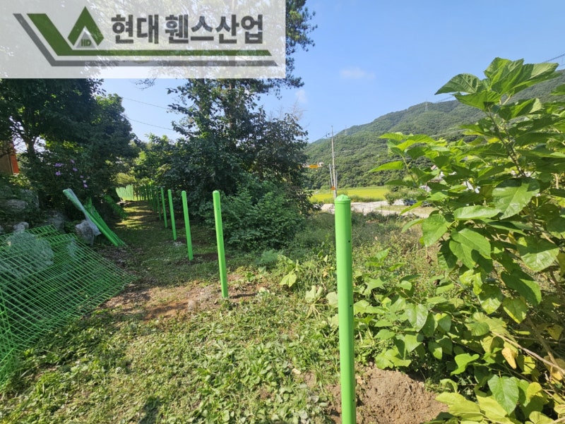 천안휀스 펜스 울타리 - 천안시 목천읍에 있는 작은 초등학교에 경계용 메쉬휀스를 시공한 현장을 소개합니다.