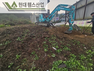 천안휀스 펜스 울타리 - 천안시 성성동에 위치한 빈 공터에 경계용 메쉬휀스를 시공한 현장을 소개합니다. 천안휀스 펜스 울타리 - 천안시 성성동에 위치한 빈 공터에 경계용 메쉬휀스를 시공한 현장을 소개합니다.