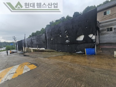 천안휀스 펜스 울타리 - 천안시 목천읍에 위치한 공장 경계에 차폐휀스를 설치한 현장을 소개합니다.