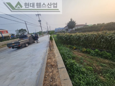 천안휀스 펜스 울타리 - 천안시 성거읍에 위치한 음식점 옥외 주차장에 경계용 메쉬휀스를 설치한 현장을 소개합니다. 천안휀스 펜스 울타리 - 천안시 성거읍에 위치한 음식점 옥외 주차장에 경계용 메쉬휀스를 설치한 현장을 소개합니다.