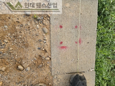 천안휀스 펜스 울타리 - 천안시 성거읍에 위치한 음식점 옥외 주차장에 경계용 메쉬휀스를 설치한 현장을 소개합니다. 천안휀스 펜스 울타리 - 천안시 성거읍에 위치한 음식점 옥외 주차장에 경계용 메쉬휀스를 설치한 현장을 소개합니다.