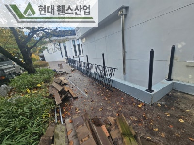 서울휀스 펜스 울타리 - 서울시 성북구에 위치한 수녀원 담장에 추락방지용 민들레 O형휀스를 시공한 현장을 소개합니다. 서울휀스 펜스 울타리 - 서울시 성북구에 위치한 수녀원 담장에 추락방지용 민들레 O형휀스를 시공한 현장을 소개합니다.