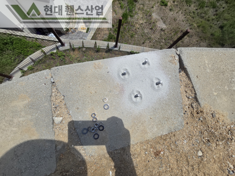 평택휀스 펜스 울타리 - 추락방지 기능과 시각적 아름다움을 모두 가진 베이직A형휀스!!