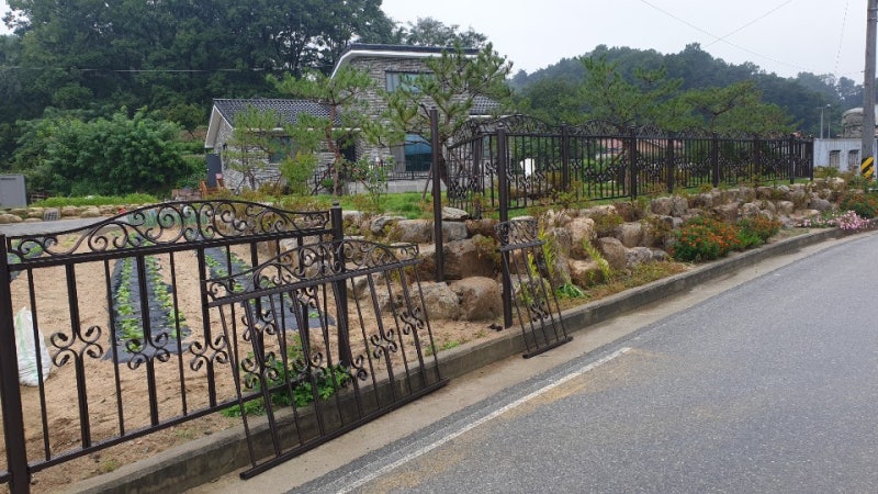 영주휀스ㅡ영주울타리ㅡ경북영주시 조암동 전원주택 디자인휀스시공 영주휀스ㅡ영주울타리ㅡ경북영주시 조암동 전원주택 디자인휀스시공
