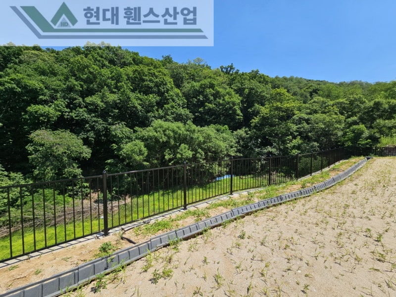 예산휀스 펜스 울타리 - 예산군 덕산면에 위치한 전원주택에 가성비 좋고 아름다운 베이직 휀스를 설치한 현장을 소개합니다.