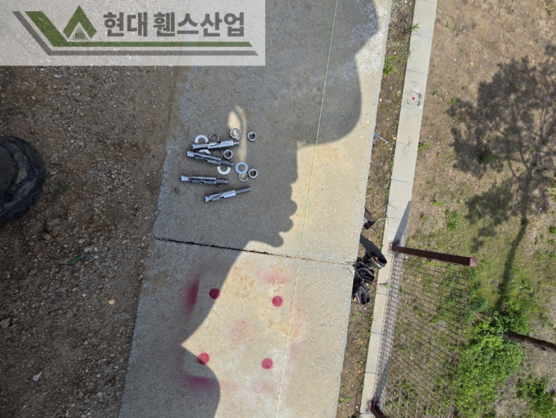 평택휀스 펜스 울타리 - 추락방지 기능과 시각적 아름다움을 모두 가진 베이직A형휀스!!