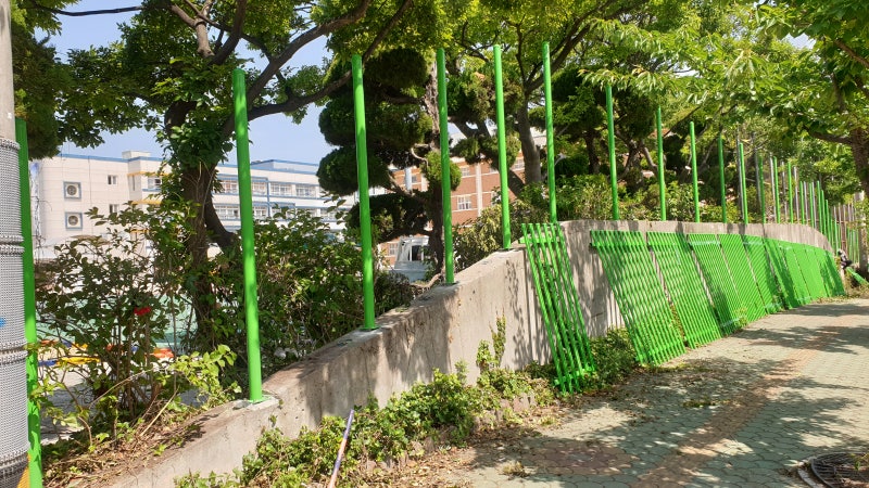 울산휀스ㅡ울산 울타리 울산 대성중 종골창살 휀스시공 울산휀스ㅡ울산 울타리 울산 대성중 종골창살 휀스시공