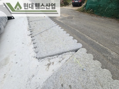 양평휀스 펜스 울타리 - 양평군 서종면에 위치한 신축 전원주택 경계에 베이직A형휀스와 메쉬휀스를 시공한 현장을 소개합니다. 양평휀스 펜스 울타리 - 양평군 서종면에 위치한 신축 전원주택 경계에 베이직A형휀스와 메쉬휀스를 시공한 현장을 소개합니다.