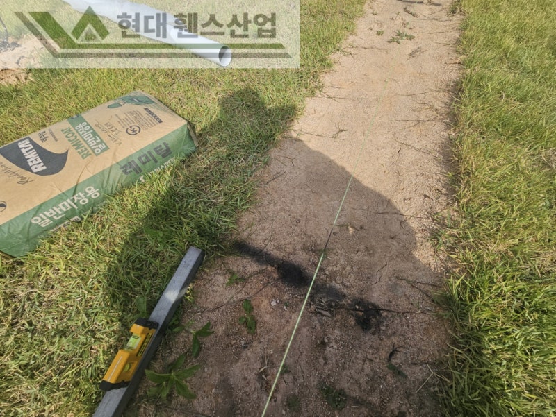 평택휀스 펜스 울타리 - 평택시 송탄동에 위치한 주말 농막에 경계용 메쉬휀스를 설치한 현장을 소개합니다.