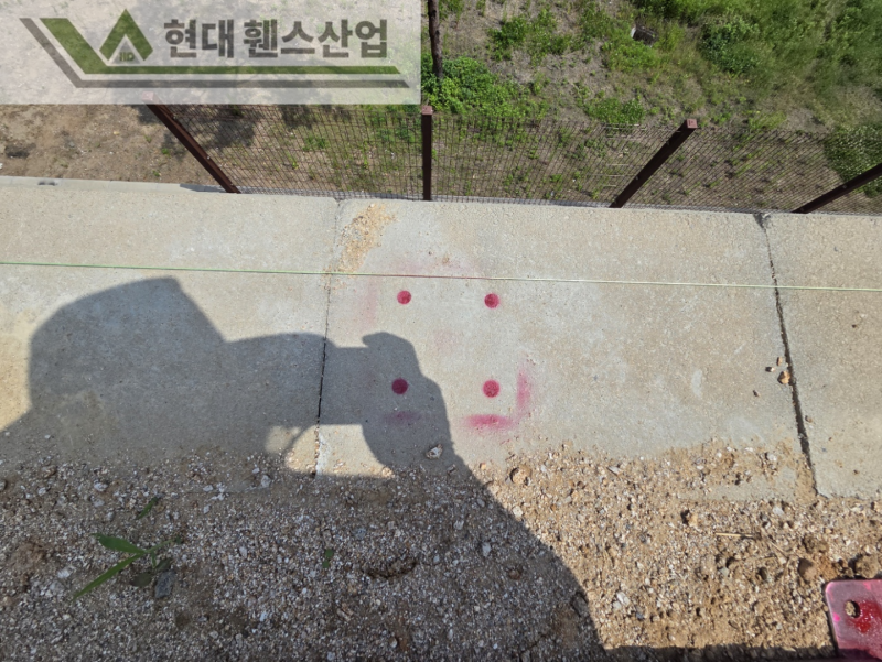 평택휀스 펜스 울타리 - 추락방지 기능과 시각적 아름다움을 모두 가진 베이직A형휀스!!
