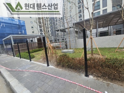 남양주 휀스 펜스 울타리 - 남양주시 진전읍에 위치한 신축 아파트 단지 경계에 베이직 A형휀스를 시공한 현장을 소개합니다.