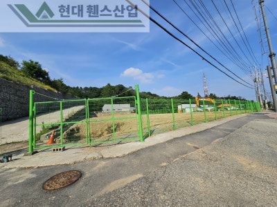 여주휀스 펜스 울타리 - 여주시 우만동에 위치한 연수원 건물 예정지에 메쉬휀스를 설치한 현장을 소개합니다.