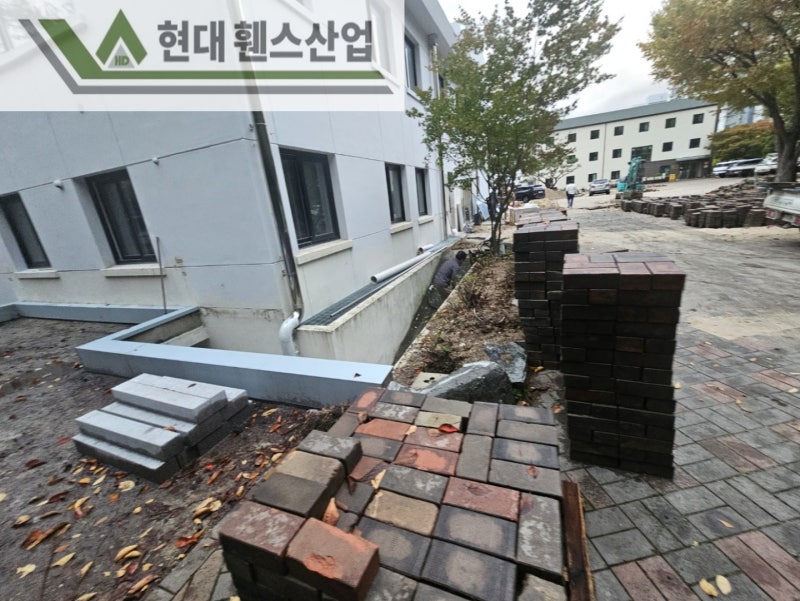 서울휀스 펜스 울타리 - 서울시 성북구에 위치한 수녀원 담장에 추락방지용 민들레 O형휀스를 시공한 현장을 소개합니다. 서울휀스 펜스 울타리 - 서울시 성북구에 위치한 수녀원 담장에 추락방지용 민들레 O형휀스를 시공한 현장을 소개합니다.