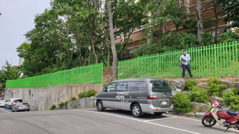 울산휀스ㅡ울산 울타리 울산 대성중 종골창살 휀스시공 울산휀스ㅡ울산 울타리 울산 대성중 종골창살 휀스시공
