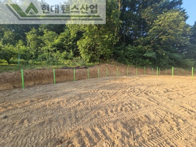 예산휀스 펜스 울타리 - 예산군 덕산면에 위치한 주말 농장 부지에 경계를 나누는 메쉬휀스를 설치한 현장을 소개합니다.