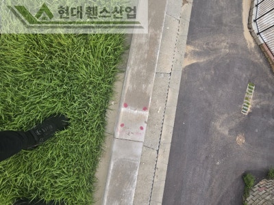 가평휀스 펜스 울타리 - 가평군 전원주택단지에 베이직 A형휀스를 설치한 현장을 소개합니다. 가평휀스 펜스 울타리 - 가평군 전원주택단지에 베이직 A형휀스를 설치한 현장을 소개합니다.
