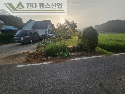 천안휀스 펜스 울타리 - 천안시 동남구에 위치한 작은 시골집 마당에 베이직 휀스를 시공한 현장을 소개합니다.
