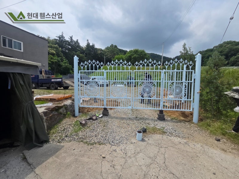 [양평휀스] 펜스 대문 설치 메쉬 휀스 매립형타입 시공