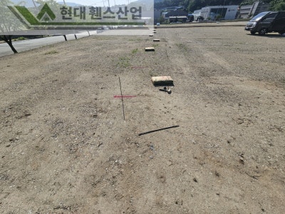 천안휀스 펜스 울타리 - 천안시 동남구에 위치한 산업단지 부지에 경계용 메쉬휀스를 설치한 현장을 소개합니다. 천안휀스 펜스 울타리 - 천안시 동남구에 위치한 산업단지 부지에 경계용 메쉬휀스를 설치한 현장을 소개합니다.
