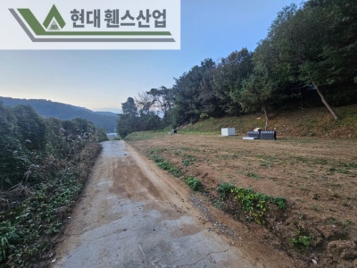 안성휀스 펜스 울타리 - 안성시 아양동에 위치한 나대지에 경계용 메쉬휀스를 시공한 현장을 소개합니다. 안성휀스 펜스 울타리 - 안성시 아양동에 위치한 나대지에 경계용 메쉬휀스를 시공한 현장을 소개합니다.
