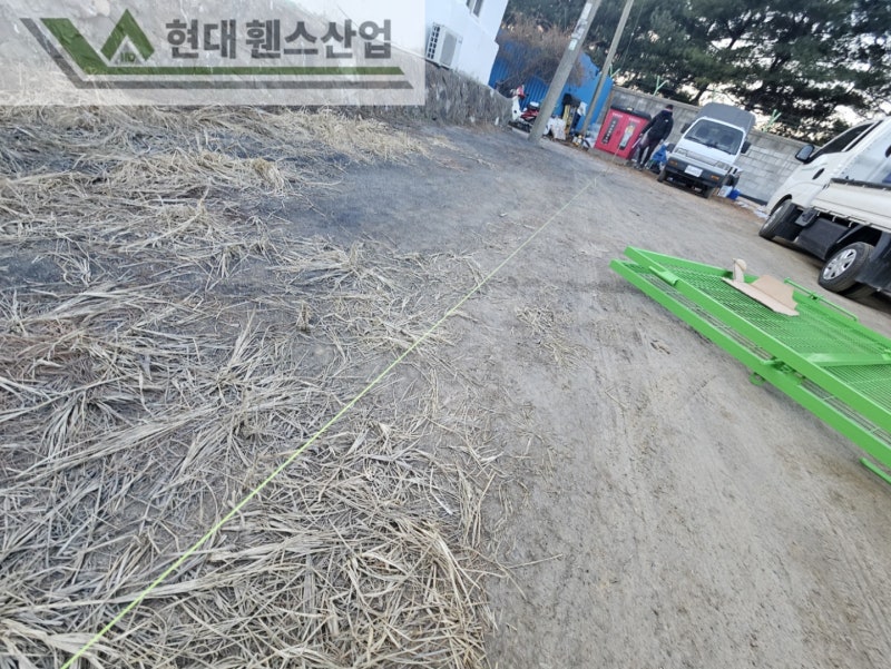 평택휀스 펜스 울타리 - 평택시 청북읍에 위치한 대지 경계에 경계용 메쉬휀스를 시공한 현장을 소개합니다.