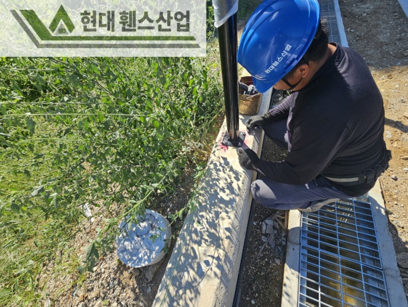 청평휀스 펜스 울타리 - 가평군 청평면에 위치한 물류창고에 경계용 메쉬휀스를 시공한 현장을 소개합니다.