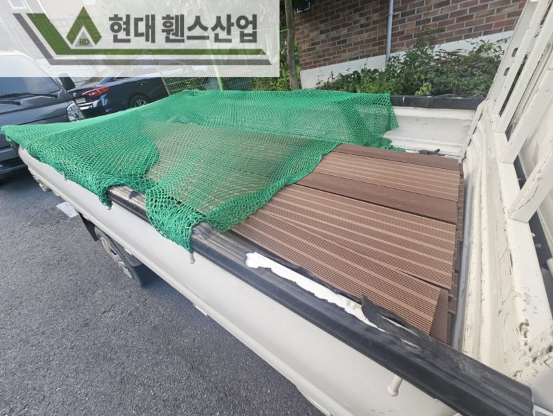 평택 휀스 펜스 울타리 - 평택시 청북읍에 위치한 전원주택에 합성목재 가림막휀스를 시공한 현장을 소개합니다. 평택 휀스 펜스 울타리 - 평택시 청북읍에 위치한 전원주택에 합성목재 가림막휀스를 시공한 현장을 소개합니다.