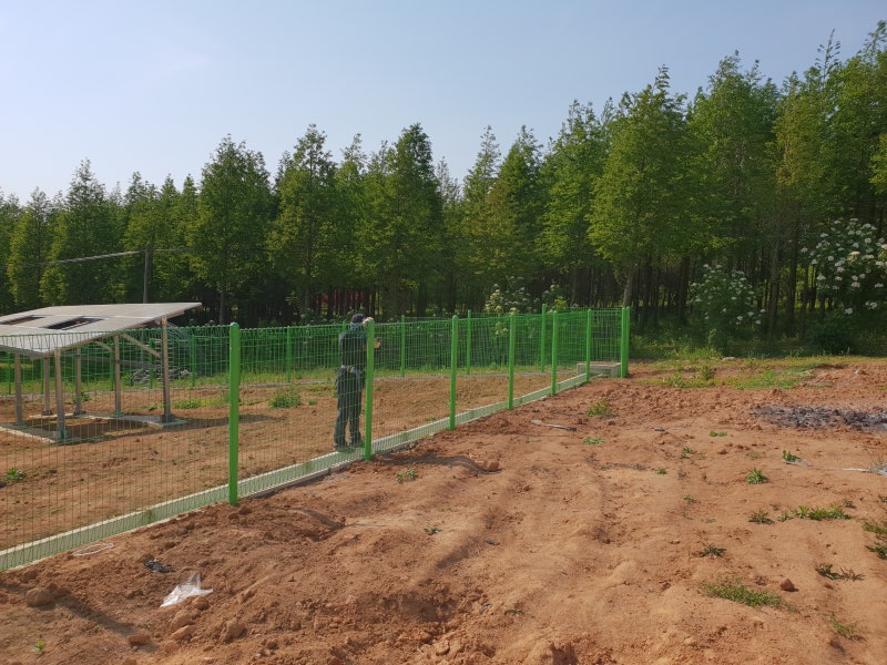 예산휀스ㅡ예산울타리 고덕면 상몽리 태양광휀스 시공 예산휀스ㅡ예산울타리 고덕면 상몽리 태양광휀스 시공