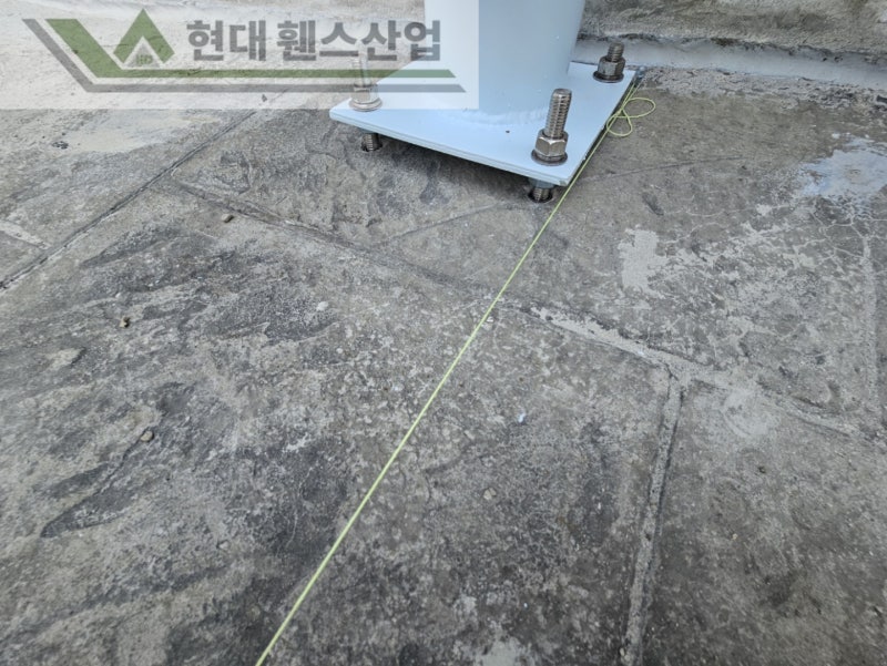 평택휀스 펜스 울타리 - 평택시 팽성읍에 위치한 미군부대 부근 타운 하우스 단지에 메쉬대문과 메쉬휀스를 설치한 현장을 소개합니다. 평택휀스 펜스 울타리 - 평택시 팽성읍에 위치한 미군부대 부근 타운 하우스 단지에 메쉬대문과 메쉬휀스를 설치한 현장을 소개합니다.