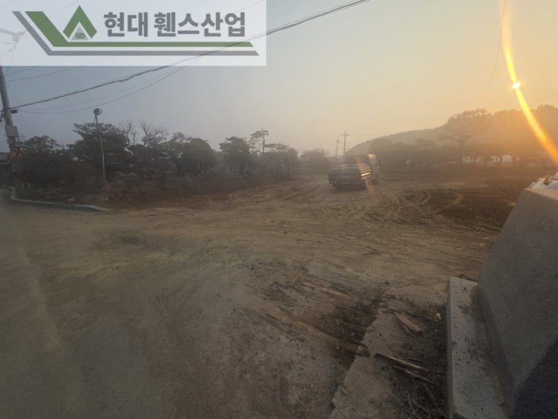 성환휀스 펜스 울타리 - 천안시 성환읍에 위치한 나대지에 경계를 위한 메쉬휀스를 시공한 현장을 소개합니다.