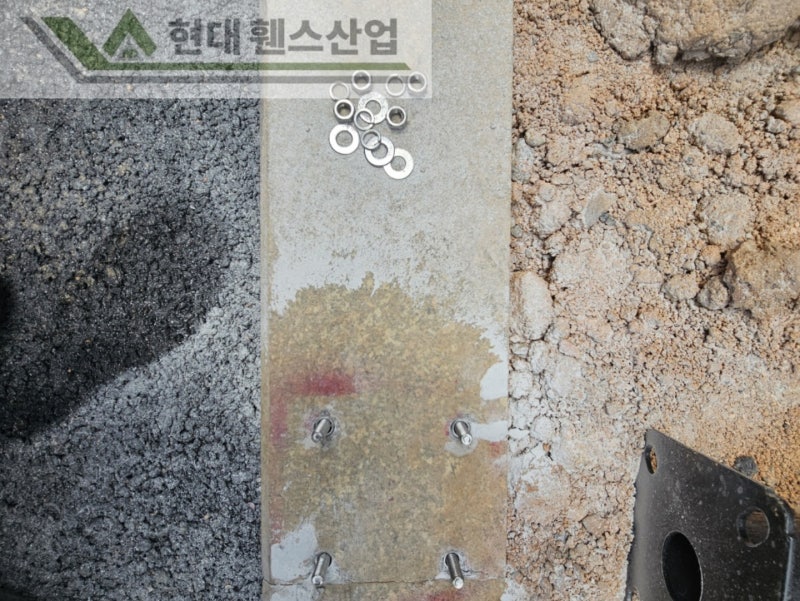 부천휀스 펜스 울타리 - 부천시 원종동에 위치한 신규 재건축 아파트 경계에 베이직 A형 휀스를 설치한 현장을 소개합니다. 부천휀스 펜스 울타리 - 부천시 원종동에 위치한 신규 재건축 아파트 경계에 베이직 A형 휀스를 설치한 현장을 소개합니다.