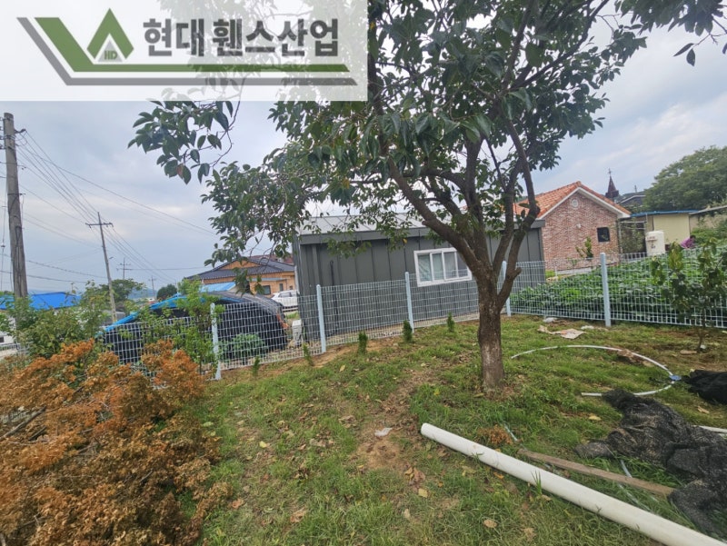 강화휀스 펜스 울타리 - 강화도에 위치한 전원주택 경계에 메쉬휀스를 시공한 현장을 소개합니다. 강화휀스 펜스 울타리 - 강화도에 위치한 전원주택 경계에 메쉬휀스를 시공한 현장을 소개합니다.