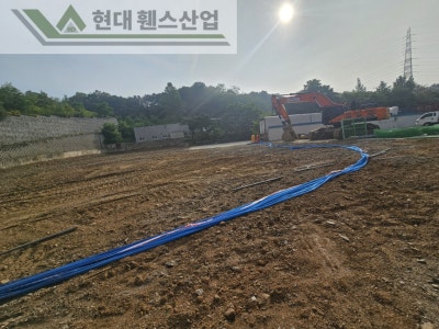 여주휀스 펜스 울타리 - 여주시 우만동에 위치한 연수원 건물 예정지에 메쉬휀스를 설치한 현장을 소개합니다.