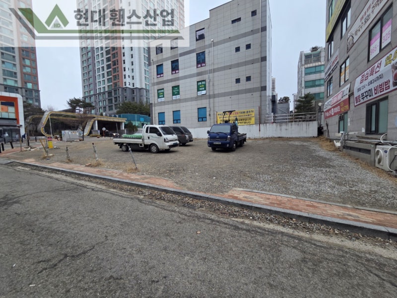 고양휀스 펜스 울타리 - 고양시에 위치한 임시 주차장 부지에 경계용 메쉬휀스를 시공한 현장을 소개합니다.