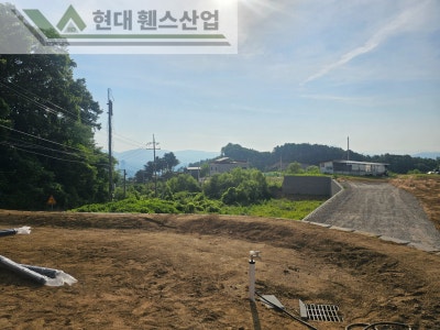 춘천휀스 펜스 울타리 - 춘천시 신북읍에 위치한 전원주택에 가성비 좋은 베이직휀스를 설치한 현장을 소개합니다.