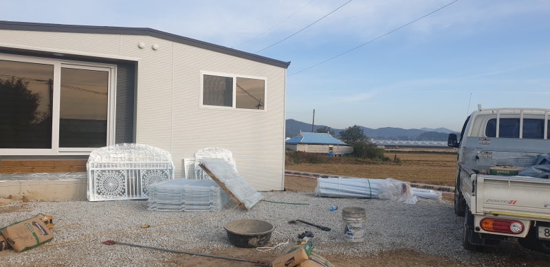 아산 농막 시공 ㅡ 아산 울타리 ㅡ 아산 디자인휀스 아산 농막 시공 ㅡ 아산 울타리 ㅡ 아산 디자인휀스