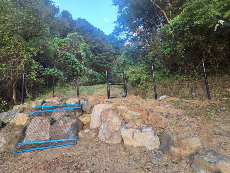 평택펜스 평택시 오성면 숙성리 애견 반려견 메쉬휀스 설치 평택펜스 평택시 오성면 숙성리 애견 반려견 메쉬휀스 설치