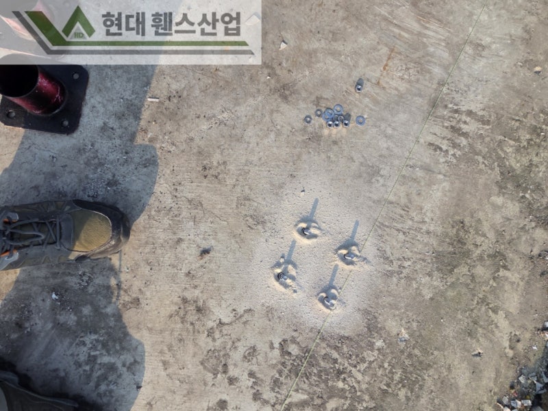 아산휀스 펜스 울타리 - 아산시 용화동에 위치한 재활용 공장 경계에 차폐휀스를 시공한 현장을 소개합니다. 아산휀스 펜스 울타리 - 아산시 용화동에 위치한 재활용 공장 경계에 차폐휀스를 시공한 현장을 소개합니다.
