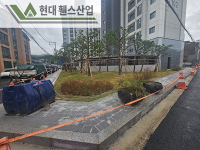 남양주 휀스 펜스 울타리 - 남양주시 진전읍에 위치한 신축 아파트 단지 경계에 베이직 A형휀스를 시공한 현장을 소개합니다.