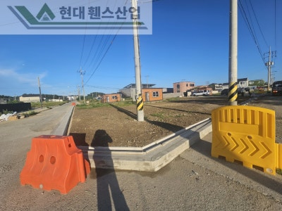 화성휀스 펜스 울타리 - 화성시 전곡항 부근 펜션단지에 경계용 메쉬휀스를 설치한 현장을 소개합니다. 화성휀스 펜스 울타리 - 화성시 전곡항 부근 펜션단지에 경계용 메쉬휀스를 설치한 현장을 소개합니다.