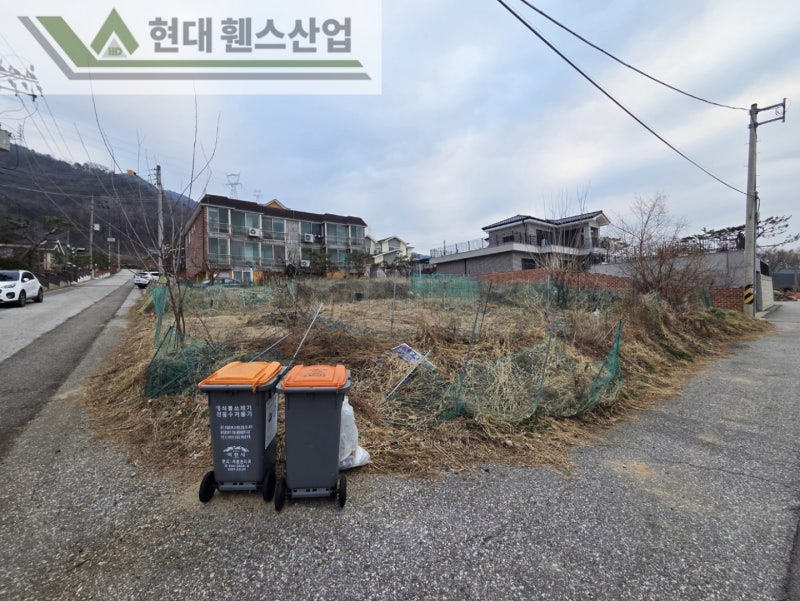 아산휀스 펜스 울타리 - 아산시 모종동에 위치한 작은 전원주택마을 내에 위치한 작은 밭에 출입방지용 메쉬휀스를 시공한 현장을 소개합니다. 아산휀스 펜스 울타리 - 아산시 모종동에 위치한 작은 전원주택마을 내에 위치한 작은 밭에 출입방지용 메쉬휀스를 시공한 현장을 소개합니다.