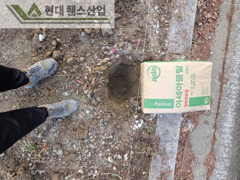 평택휀스 펜스 울타리 - 저번주에 이어 평택 렌터카 회사 부지 경계에 추가로 메쉬휀스를 시공한 현장을 소개합니다. 평택휀스 펜스 울타리 - 저번주에 이어 평택 렌터카 회사 부지 경계에 추가로 메쉬휀스를 시공한 현장을 소개합니다.