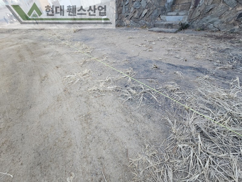 평택휀스 펜스 울타리 - 평택시 청북읍에 위치한 대지 경계에 경계용 메쉬휀스를 시공한 현장을 소개합니다.
