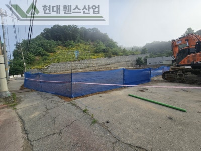 여주휀스 펜스 울타리 - 여주시 우만동에 위치한 연수원 건물 예정지에 메쉬휀스를 설치한 현장을 소개합니다.