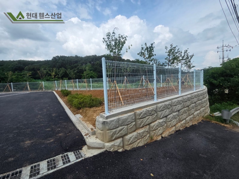 용인휀스 펜스 창고 경계 분할 설치 메쉬휀스 앙카 H1200 용인휀스 펜스 창고 경계 분할 설치 메쉬휀스 앙카 H1200
