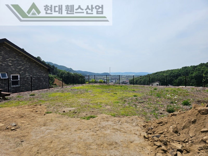 아산휀스 펜스 울타리 - 아산시 선장면에 위치한 경치가 아름다운 전원주택에 베이직휀스를 설치한 현장을 소개합니다. 아산휀스 펜스 울타리 - 아산시 선장면에 위치한 경치가 아름다운 전원주택에 베이직휀스를 설치한 현장을 소개합니다.