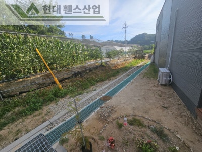 평택휀스 펜스 울타리 - 평택시 송탄동에 위치한 주말 농막에 경계용 메쉬휀스를 설치한 현장을 소개합니다.
