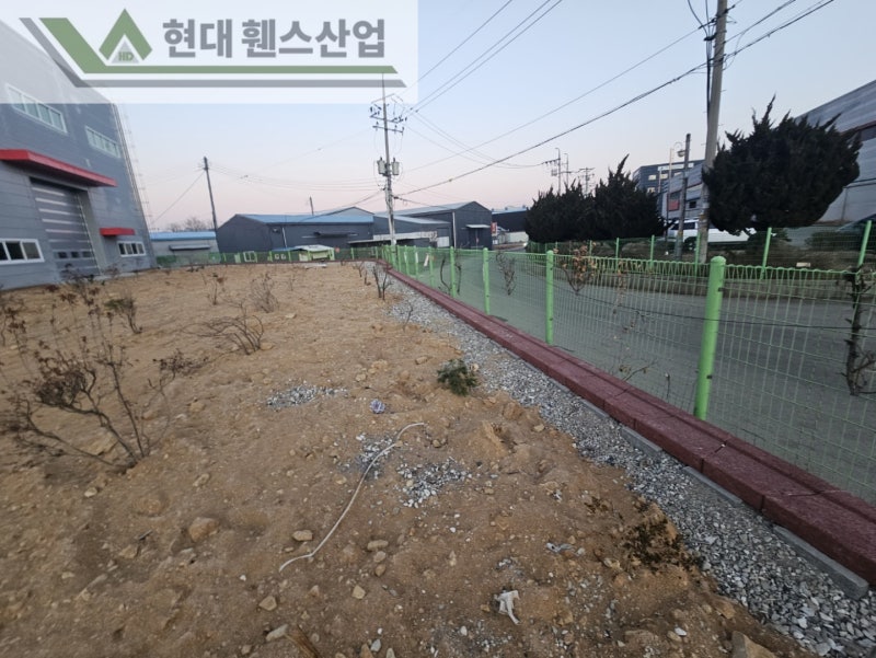 화성휀스 펜스 울타리 -화성시 남양읍에 위치한 공장에 경계용 메쉬휀스를 시공한 현장을 소개합니다.
